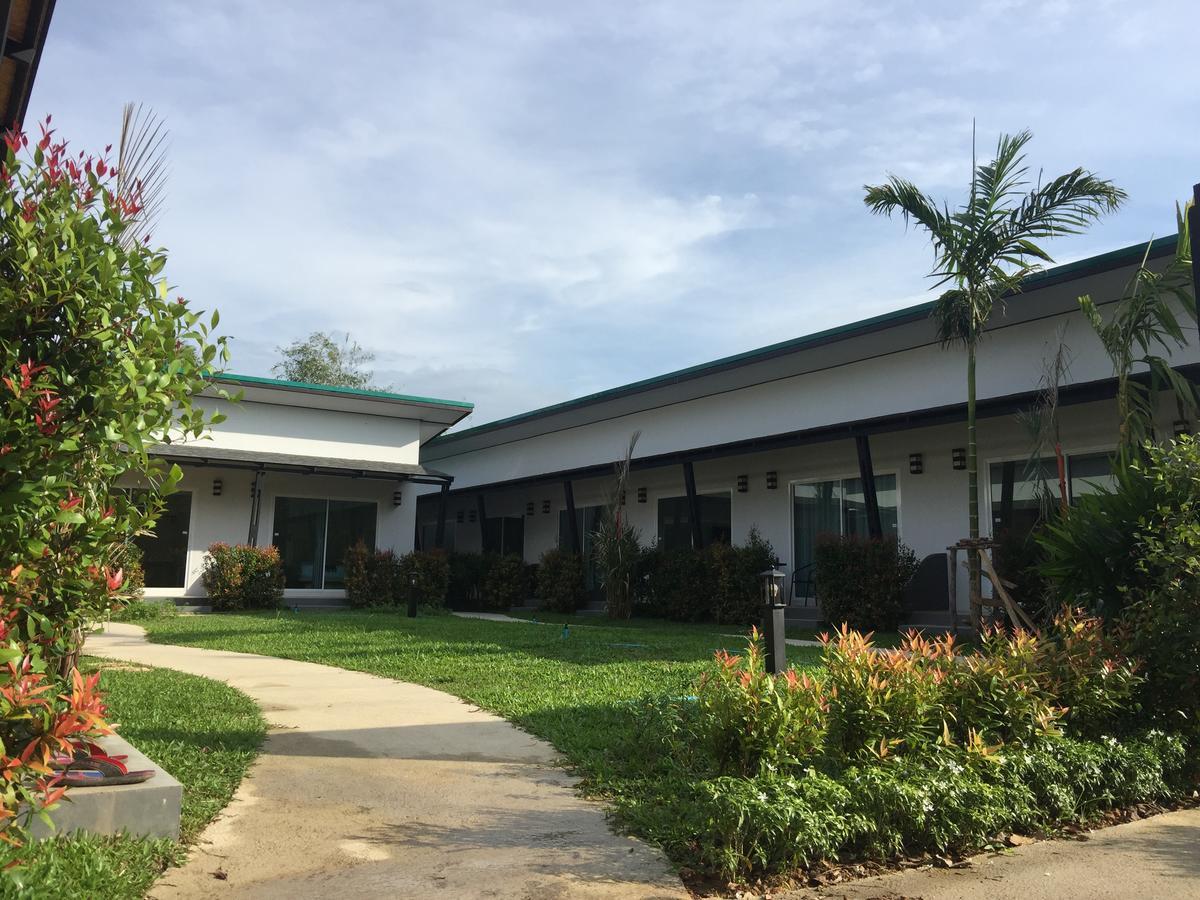 Hotel Malee Sirin Old Town Ko Lanta Esterno foto
