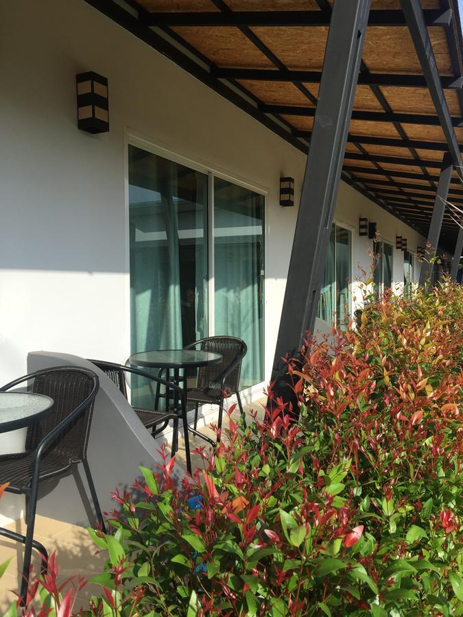 Hotel Malee Sirin Old Town Ko Lanta Esterno foto